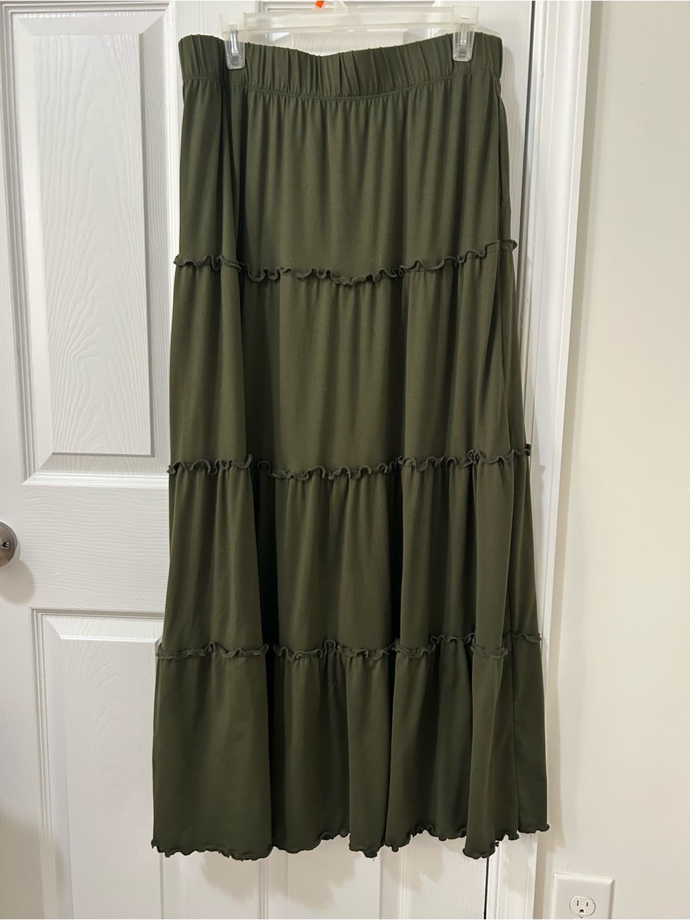 White Mark Olive Green Tiered Maxi Skirt